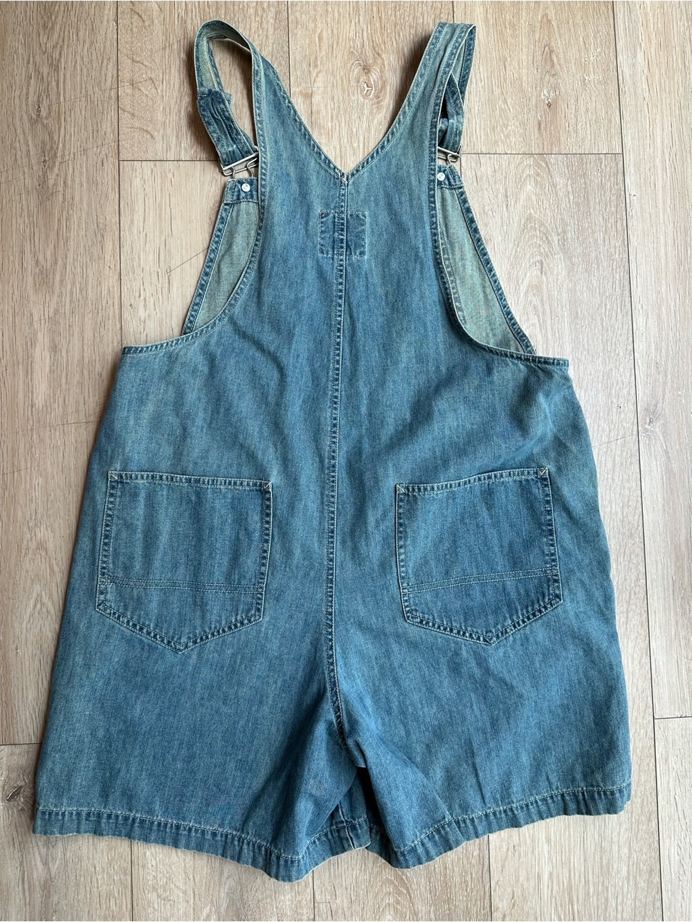 Gloria Vanderbilt Y2K Blue Denim Overall W/ adjustable straps and pockets - Picture 2 of 4